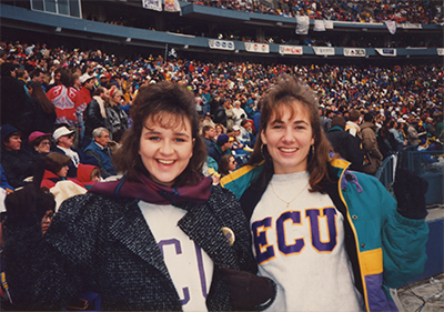 Peach bowl fans