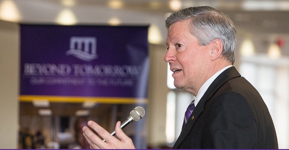 Chancellor Ballard gives remarks at Tuesday’s reception celebrating university accomplishments over the past 12 years. (Photos by Cliff Hollis)