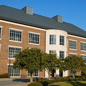 Dr. Ledyard E. Ross Jr., the namesake of the ECU School of Dental Medicine's Ross Hall, died on the evening of June 28.