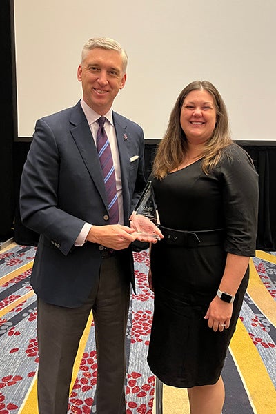 Rogers accepted the award from Kathryn Enke, senior advisor for leadership, strategy and governance for the American Association of Colleges and Universities. 